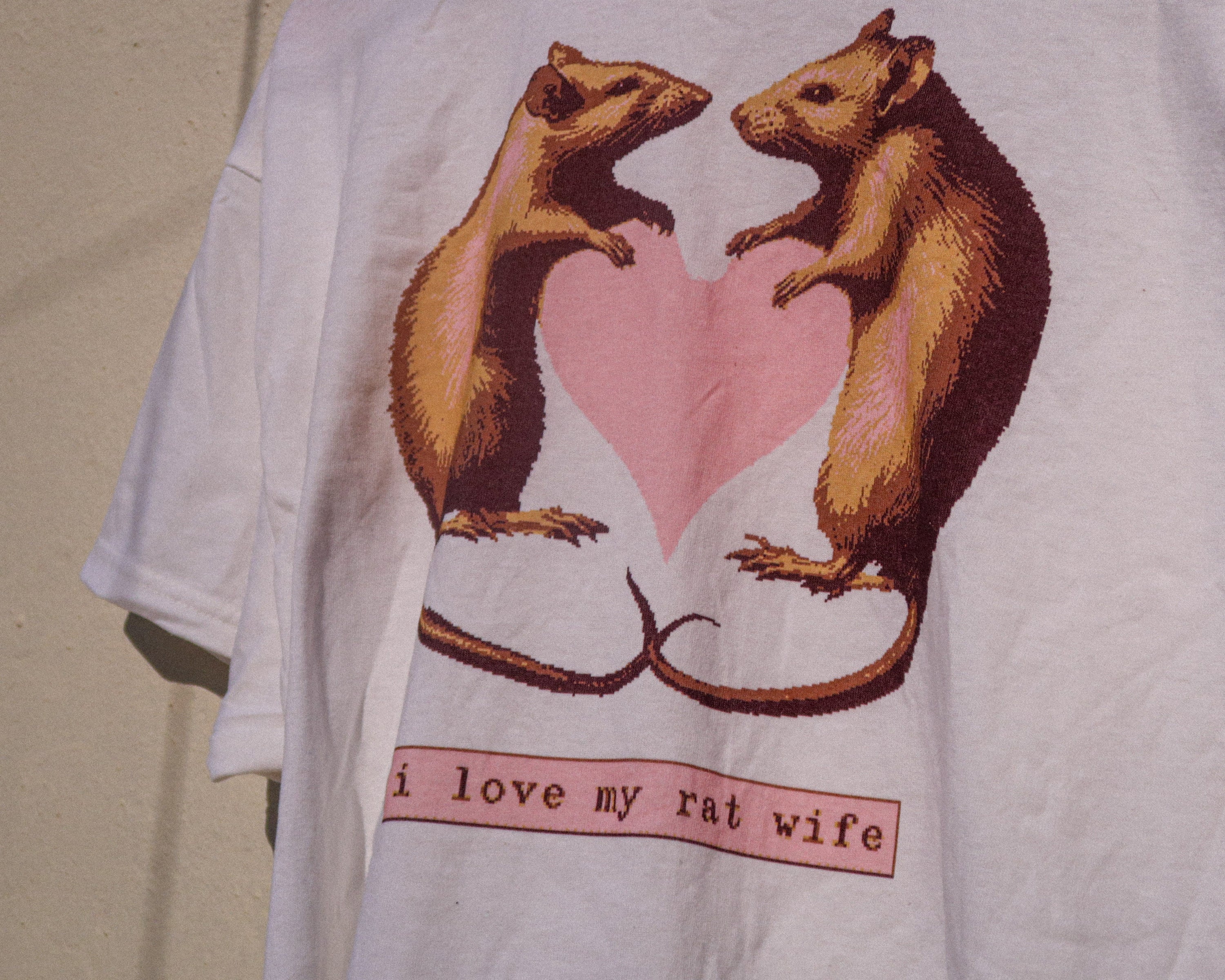 T-shirt.