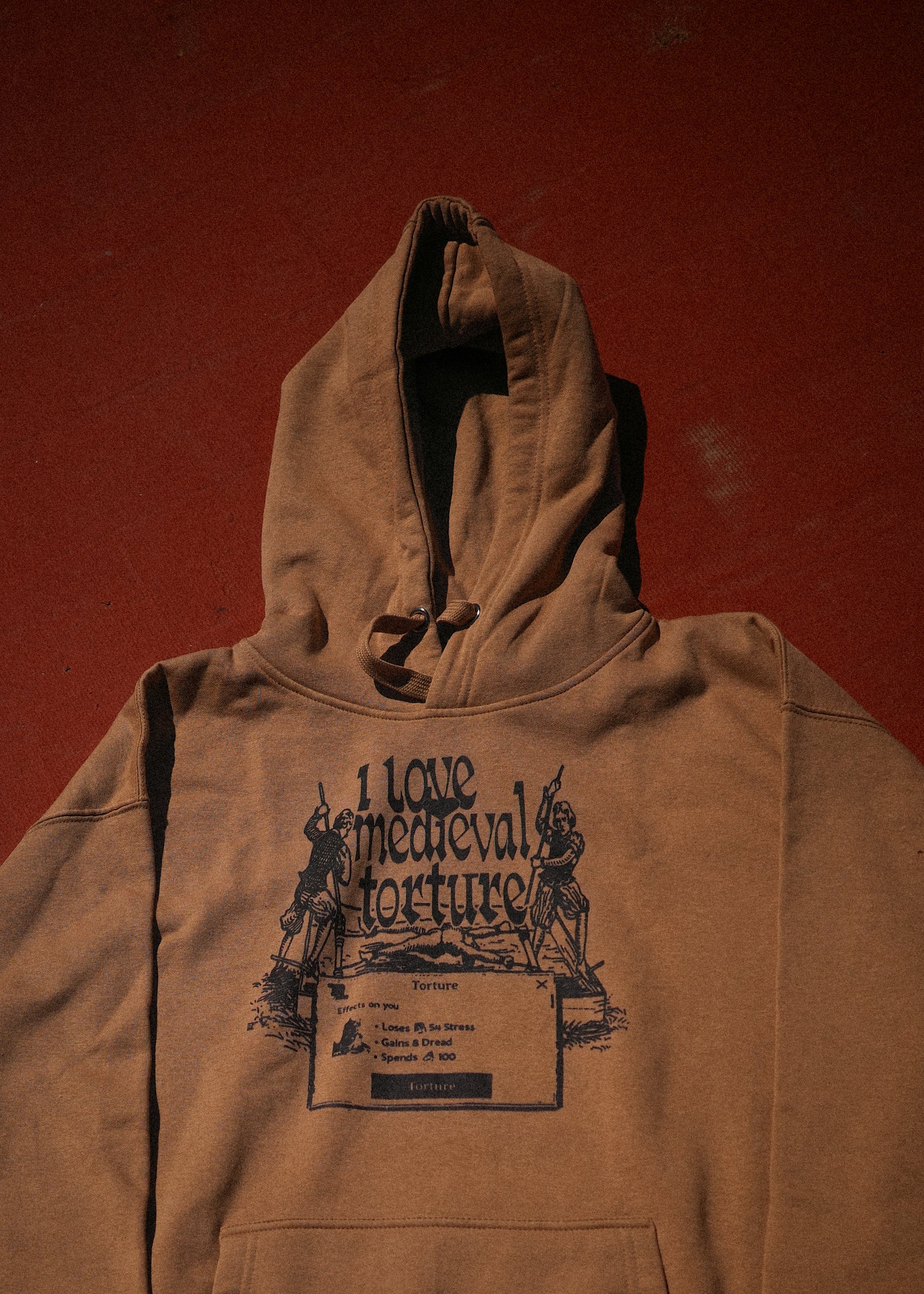 I love medieval torture - Crusader Kings III Hoodie