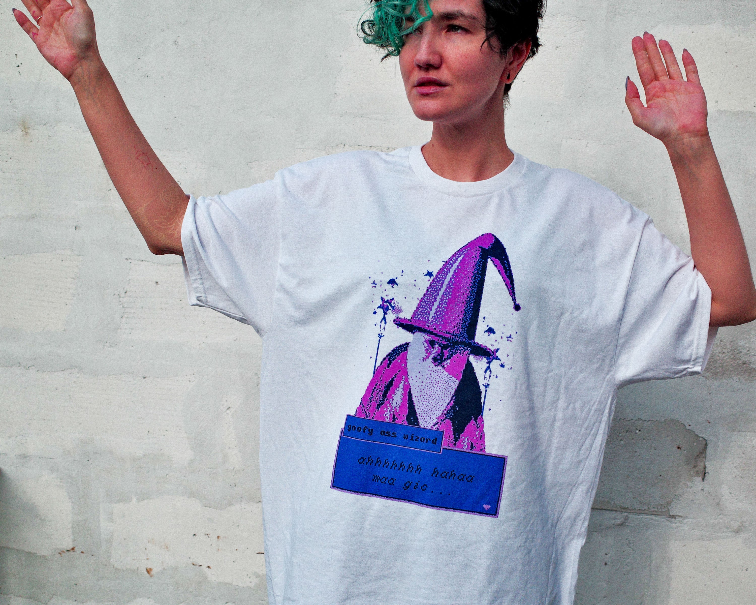 T-shirt.