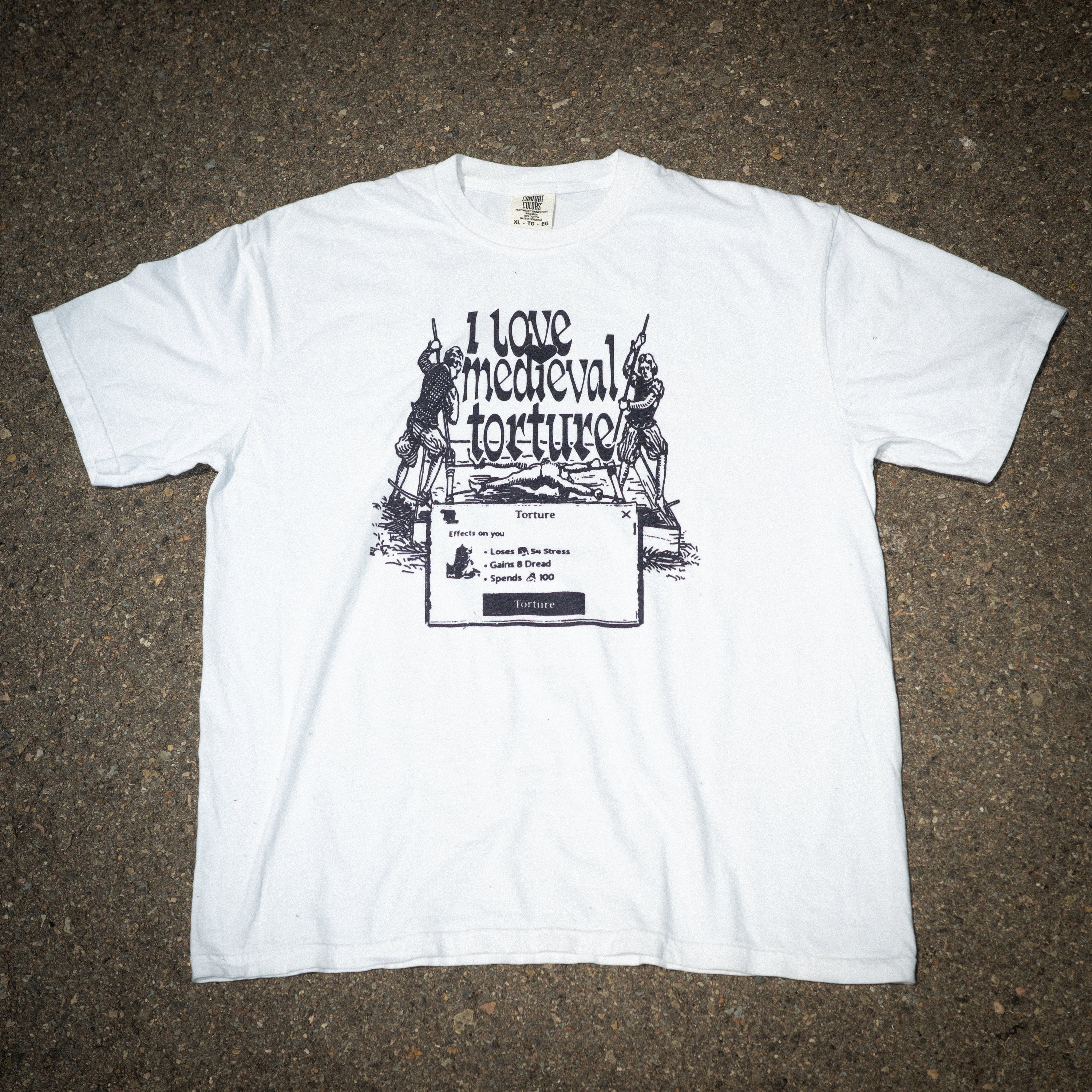 I love medieval torture - Crusader Kings III T-Shirt