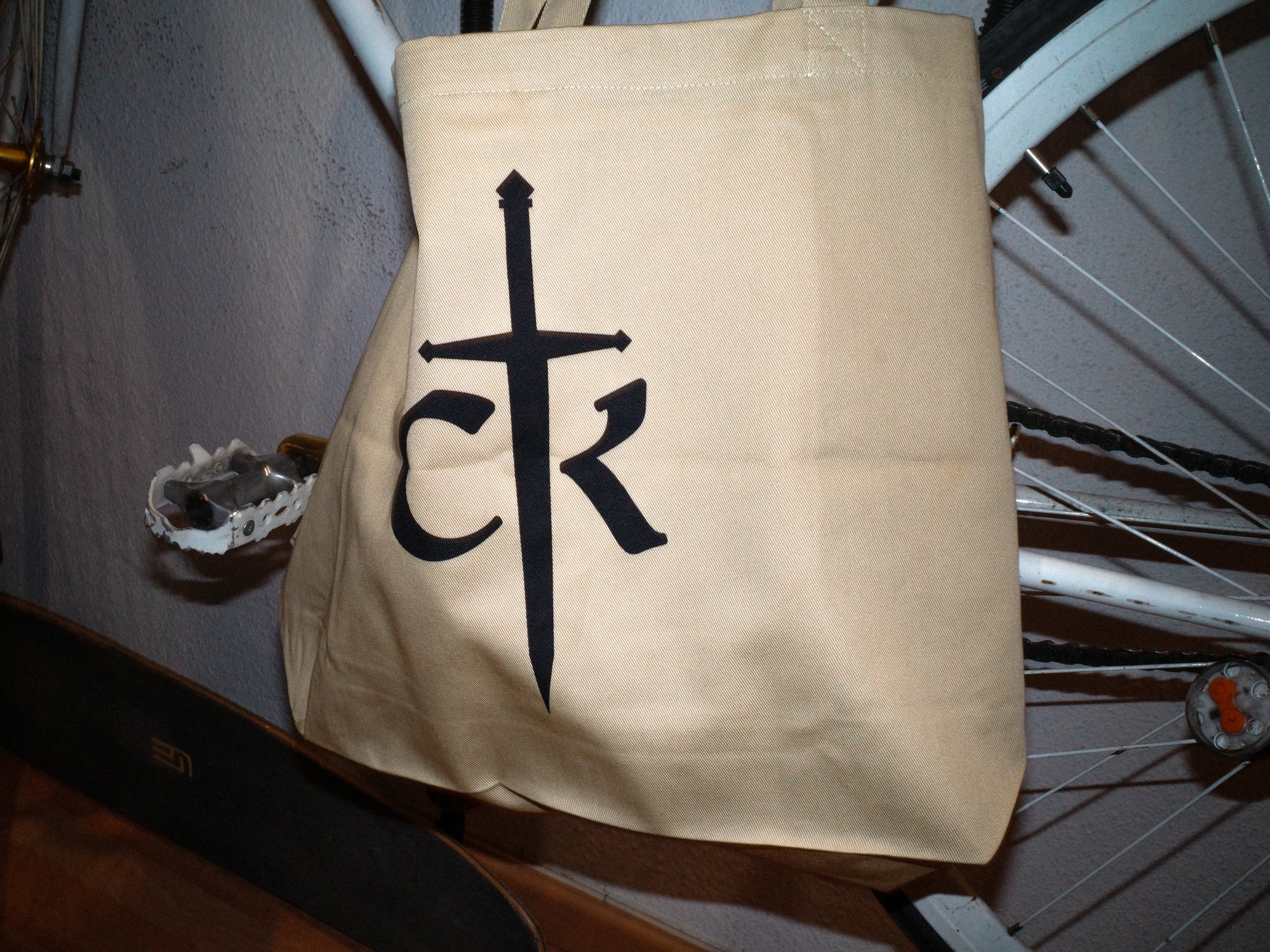 I love medieval torture - Crusader Kings III Tote Bag